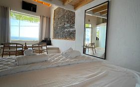 Michalelis Loft & Cave