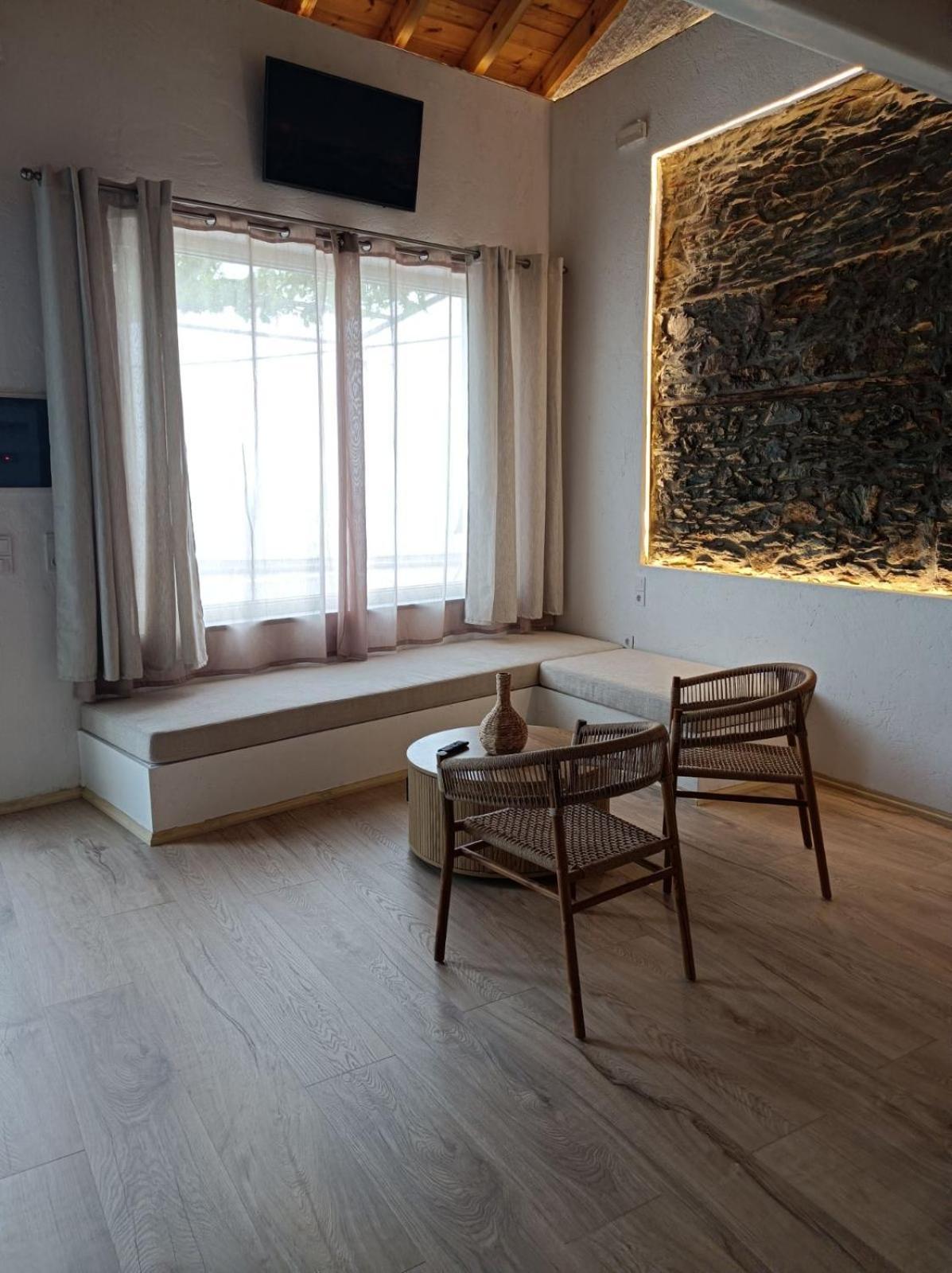 Michalelis Loft & Cave Daire Plomari Dış mekan fotoğraf